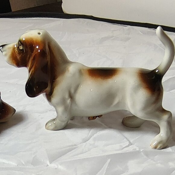 Hound Dog Salt & Pepper Set by Lefton. Vintage Victoria Co. Japan - Picture 4 of 7